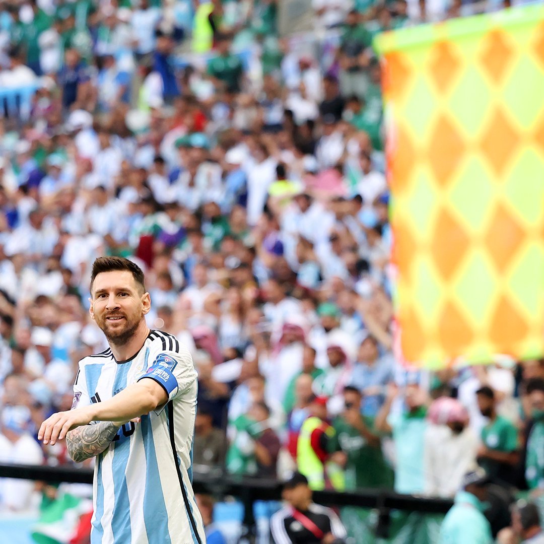 ✅ Lionel Messi
❌ L̶i̶o̶n̶e̶l̶ ̶M̶e̶s̶s̶i̶
❌ L̶a̶u̶t̶a̶r̶o̶ ̶M̶a̶r̶t̶í̶n̶e̶z̶
❌ L̶a̶u̶t̶a̶r̶o̶ ̶M̶a̶r̶t̶í̶n̶e̶z̶

Argentina have had THREE goals ruled out for offside in the first 35 minutes.