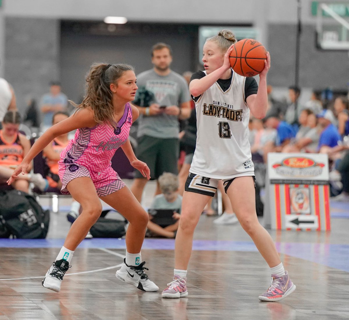 feedmachine84's tweet photo. Game day for Adyson tonight good luck kid!! https://t.co/wSsf17aN0E