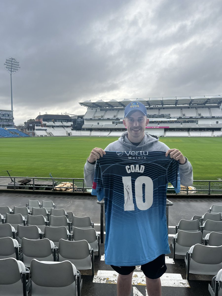 Happy Ben Coad week! 

To celebrate we are giving away a signed Ben Coad Shirt! 🤝🏼 

To enter all you need to do is RT, follow <a href="/YorkshireCCC/">Yorkshire CCC</a> and give <a href="/BenCoad10/">Ben Coad</a> a follow too! 

Winner announced on Friday! Good luck 🤞🏼 

#OneRose