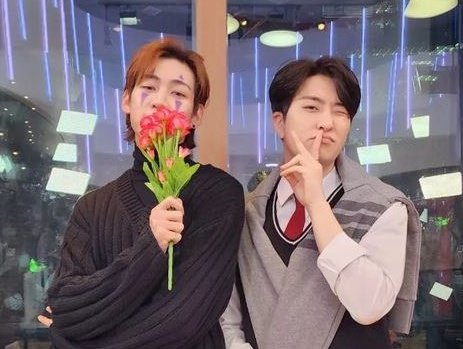 MeMeaw_K's tweet photo. ขอเสียงคนรอพี่ยองแจกะน้องแบมแบมค้าบ 🤩🥰
DJ YOUNGJAE WITH BAMBAM
#BamJae_BestFriend @BamBam1A @GOTYJ_Ars_Vita https://t.co/mICwgidjnh