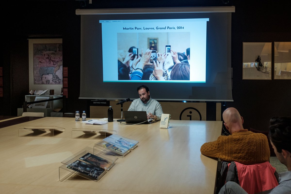 🤳📷🖼️ La présentation de "Prendre des photos au musée ?", publié chez <a href="/EditionsMkF/">MkF</a>, c'était jeudi dernier au <a href="/quaibranly/">musée du quai Branly - Jacques Chirac</a> !

🎧 Pour réécouter la rencontre sur Soundcloud : bit.ly/PrendreDesPhot…

[© musée du quai Branly - Jacques Chirac, photo Julien Brachhammer]