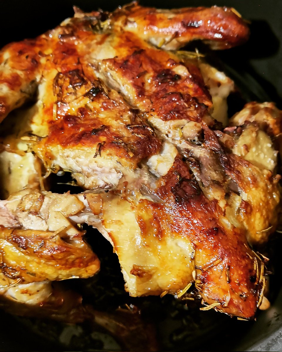 fishfiLEIGH's tweet photo. Pinabukakang Manok.
#dinnerlunchdinner #chicken #chickenrecipe #cookingina #food #foodporn https://t.co/92tRKeFnrH