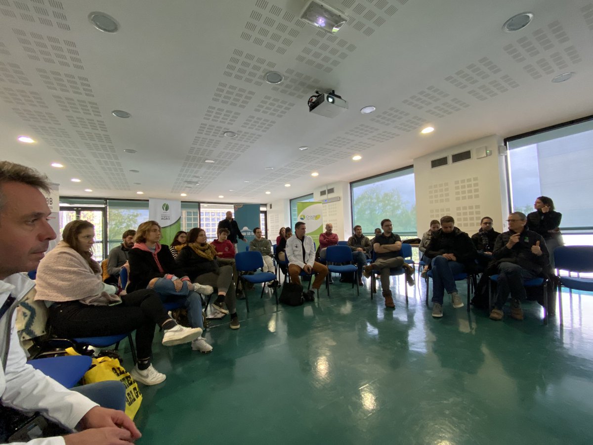 BOURSAGRI® (@boursagri) on Twitter photo 🔴 En direct de <a href="/BdxSciencesAgro/">BordeauxSciencesAgro</a> pour parler innovations dans le milieu agricole.
#cofarmingtour 🔴 En direct de <a href="/BdxSciencesAgro/">BordeauxSciencesAgro</a> pour parler innovations dans le milieu agricole.
#cofarmingtour