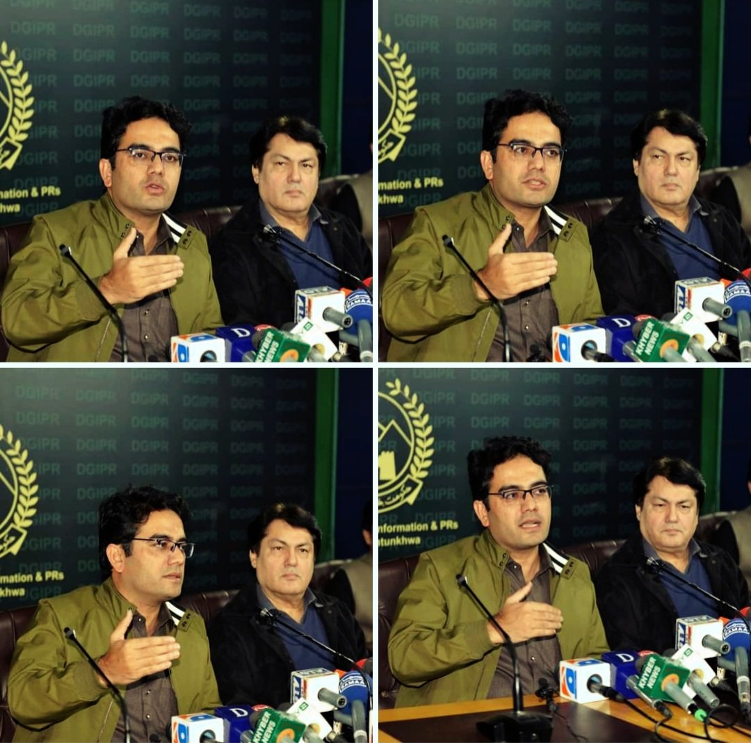 BilalRehman13's tweet photo. کےپی کے نوجوانوں کو مبارک ہو!
خیبرپختونخوا کے وزیر برائے اعلیٰ تعلیم کامران بنگش انصاف تعلیم کارڈ کے اجراء کے حوالے سے میڈیا کو بریف کر رہے ہیں، جس کی باقاعدہ منظوری آج صوبائی کابینہ نے دے دی۔
🇵🇰🇧🇫✌️❤️
#PTI #Bat #ImranKhan #KP #Peshawar #KamranBangash #HED #StudentCard https://t.co/IFsdVZS5ee