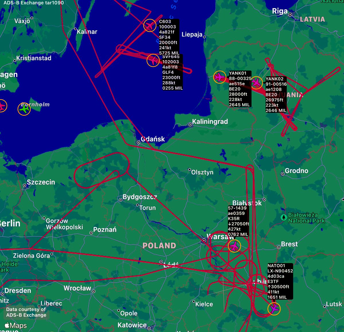 mil_scot's tweet photo. 🇷🇺#Kaliningrad under intensive surveillance
#4d03ca #ae0359 #ae1208 #ae515e #4a81f8 #4a821f
https://t.co/yahuyVpVKd https://t.co/zpUKdeX7Pf