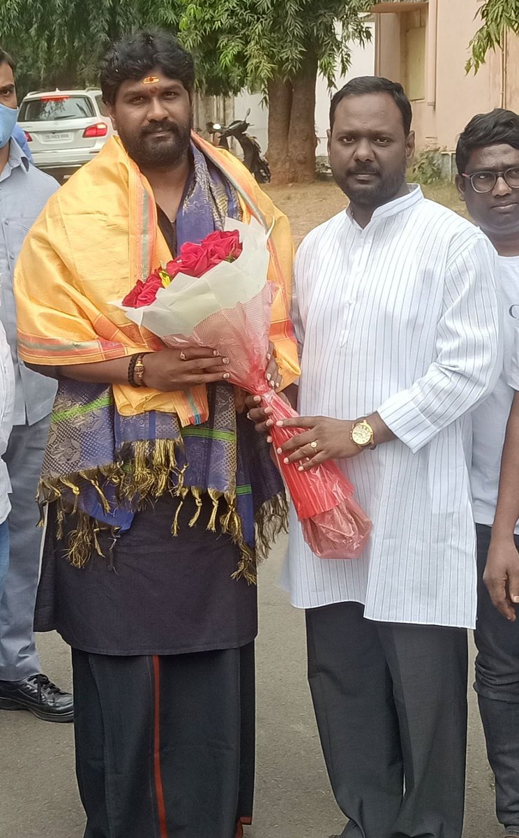 Hari_posts's tweet photo. Telangana state's dynamic & young leader @talasani_sai Anna has started #mandalam pooja a 41 days of austerity.May #Ayyappan shower his blessings upon you🙏🏽
@KTRTRS @TRSTechCell @YadavTalasani @veeravallabh666 @PandugaVeeresh @JAGANTRS @MURALICHIMALA1 @KTRS_Satish @PandugaVeeresh https://t.co/Q31loLNvVe