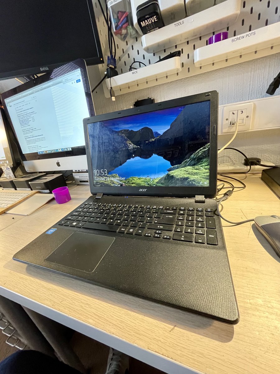 Another #windows10 and #ssd upgrade done and dusted. We solved an issue with an unresponsive trackpad as well. 
This laptop is now running a 1TB SSD, with #windows10 smooth as silk, for £210!
 #localcomputershop #shoplocal #localbusiness #windows10 #laptops #smallbusiness #laptop