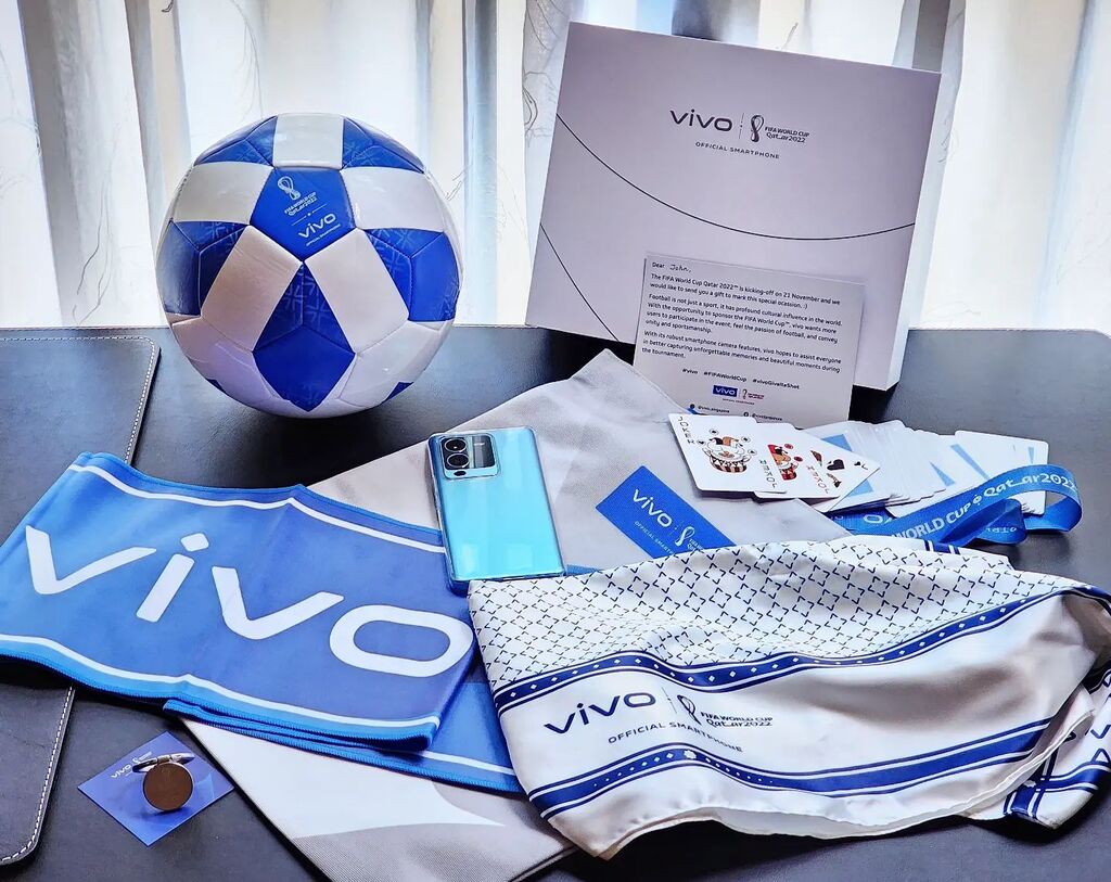 tech4tea's tweet image. All ready for #FIFAWorldCup 2022. Swag from #vivo, official smartphone for #WorldCup2022.

#tech4tea #t4tVivo #t4tWorldCup22 #vivoGiveItaShot instagr.am/p/ClQmoLCSKLZ/