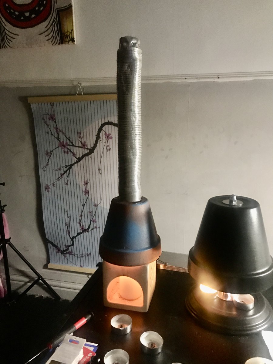mancunianMADE's tweet photo. With the cost of living going up &amp; soaring electric &amp; gas prices ive been looking at alternate methods of keeping warm &amp; its the base of my first sculpture - A alien plant candle heater !! Pic 3 is finished idea #candleheater #stayingwarm #winter2023 #costofliving #keepingwarm https://t.co/wbsGmeUp7m