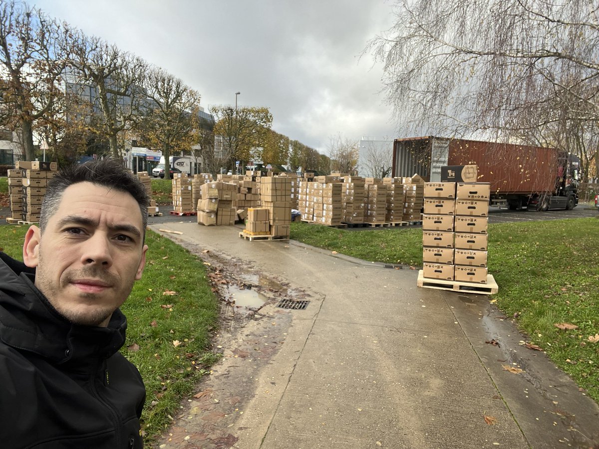 WanhaoFrance's tweet photo. Combien de jours avant rupture ? https://t.co/gDFcDoTKG6 https://t.co/sJvV3snjbO