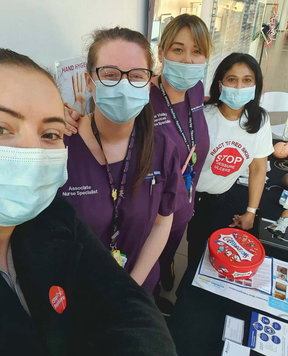 Supporting @AlderHey ‘s Tissue Viability team with their #StopThePressure event 🛑 #Flaminal #PressureUlcers #education