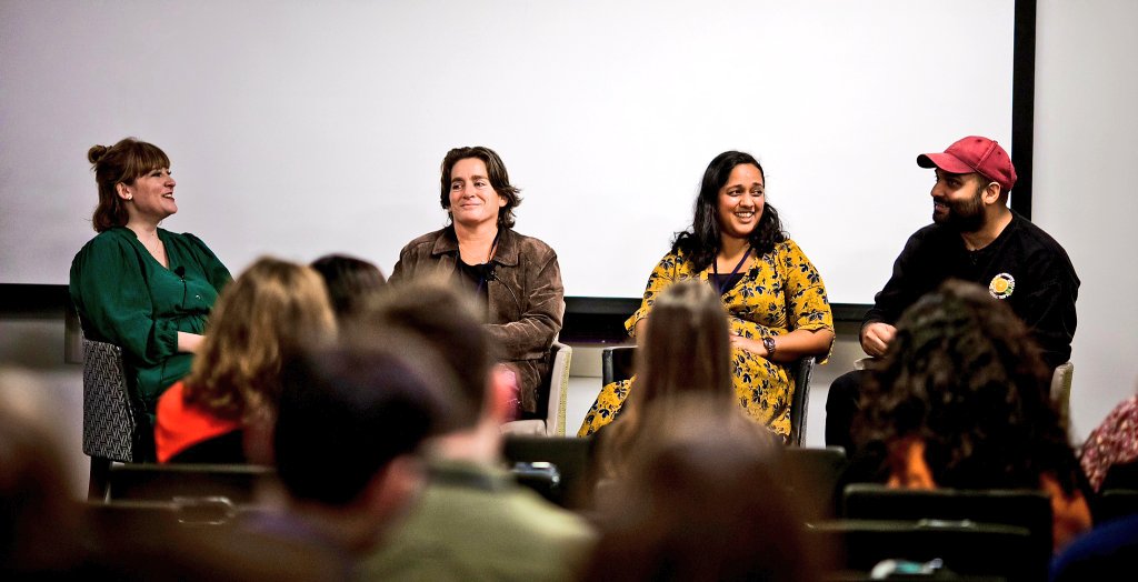 natashacarthew's tweet photo. Great photo from Fridays #FutureBook22 humour, that's what we #workingclass do best! Big ❤ to @mahsudasnaith @juskasim @Laurenrbrown95 for an ace panel & for helping to launch @thebookseller special edition (+ @totallyjackson @philipdsjones @morleyalice supporting in the crowd) https://t.co/wSZZFemZNs