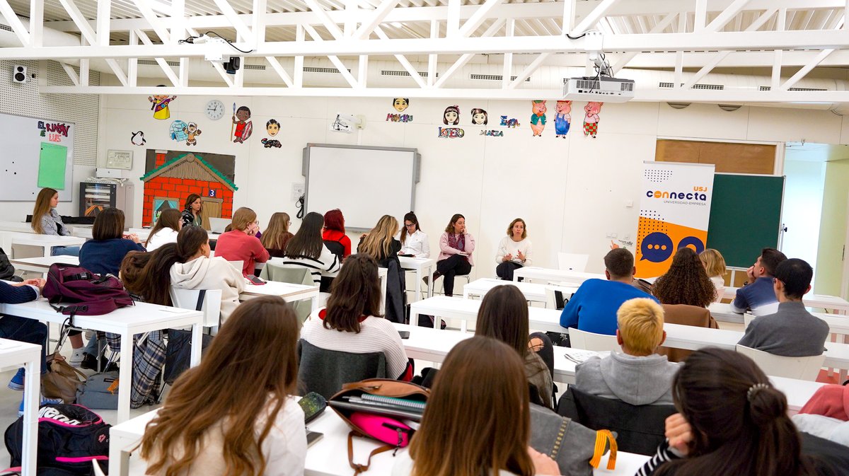 Universidad San Jorge tweet media