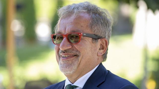 Al_Villanova's tweet photo. 📌Oggi è mancato Roberto #Maroni, un leghista vero, con il cuore e l'impegno solo per la sua terra e il suo unico movimento, la #Lega.
Riposa in pace #Bobo. 🙏🏻

 #Leganord https://t.co/bTzBXGVOPe