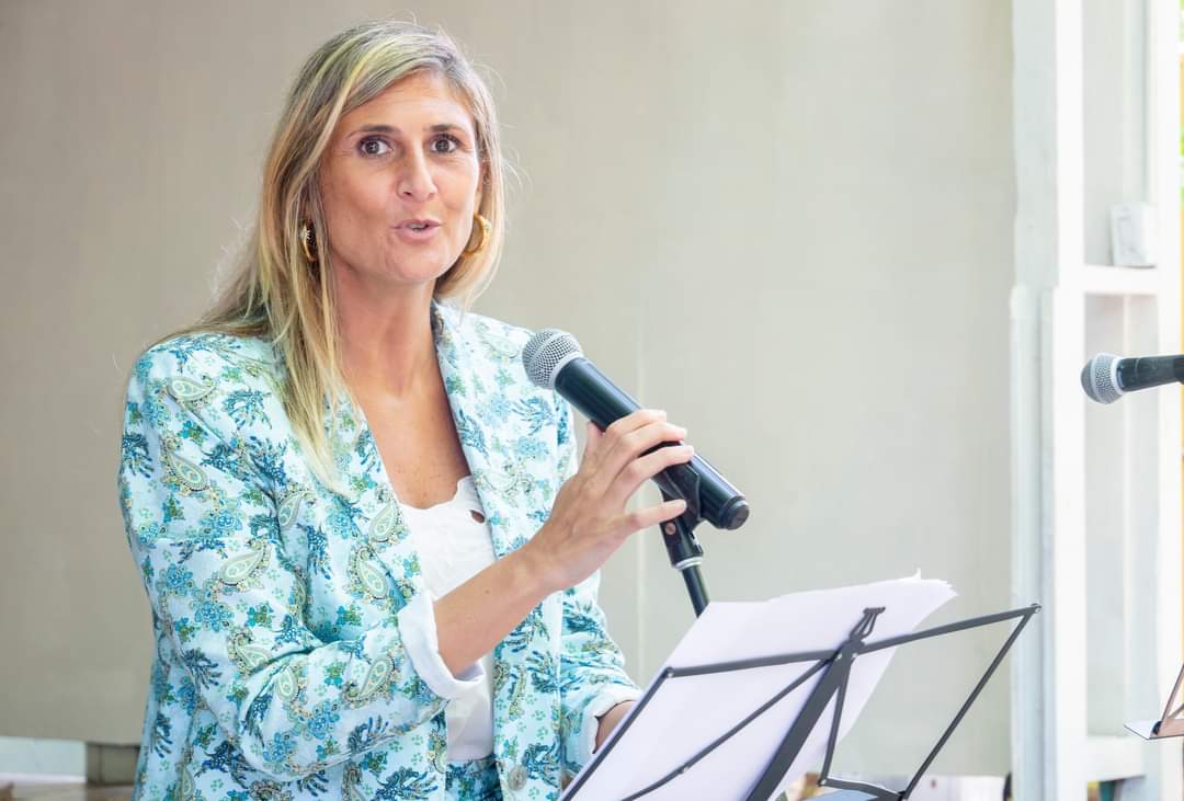 p_urbayiti's tweet photo. Le @Festi4chemins supporté par la @EUDelegationHt est officiellement lancé le lundi 21 novembre. Mme Radhia Oudjani représentante @expertisefrance en Haïti et M Franck Robert, expert en gouvernance locale, ont salué cette initiative qui célèbre les arts haïtiens. https://t.co/YR51kd8Fgm