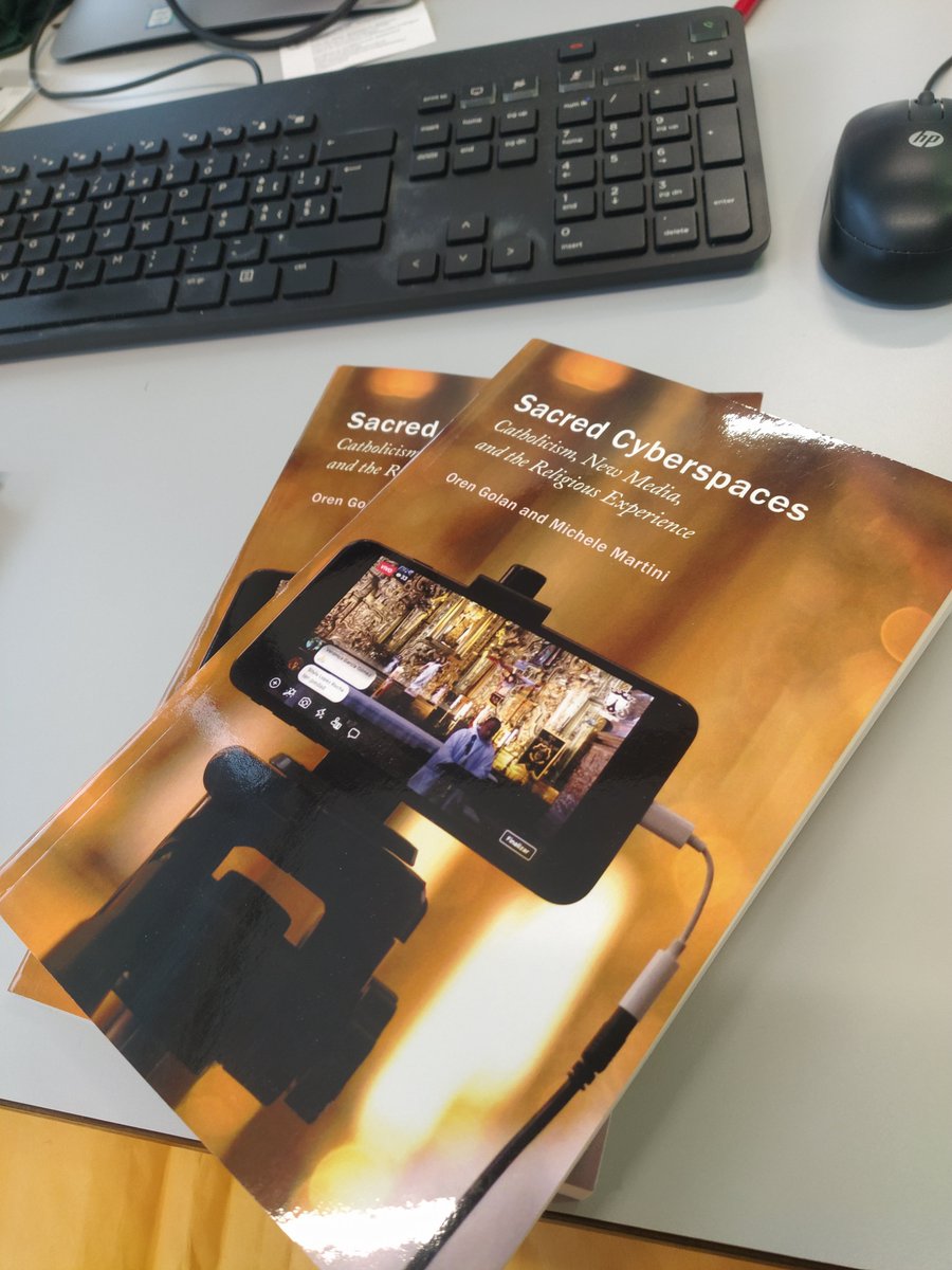 So nice seeing this in real life!

A little contribution to the field, by <a href="/OnGolan/">Oren Golan</a> and myself.

mqup.ca/sacred-cybersp…