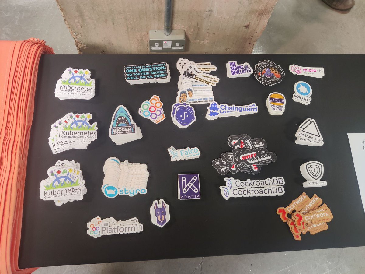 Lights, camera, action! 🎬
<a href="/kcduk_io/">Kubernetes Community Days UK - London</a> starts officially today!
There’s a powerful atmosphere in the room already, and we can’t wait to discover all the #Kubernetes innovations of the biggest #tech players in Europe.

Come and meet us at table 4 💬
 
#cncf #KCD #kcduk #platform