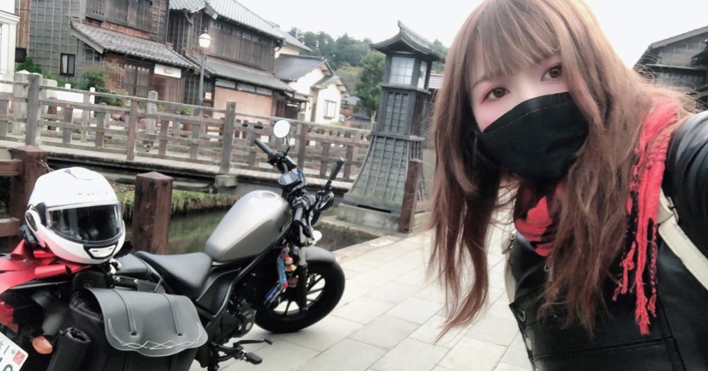mintoko_mintan's tweet photo. 日曜日は千葉県佐倉市の小江戸と茨城の鹿島にソロツーリングに行ってきた💕今回は 小江戸、#アライヤオート　#バイクの駅　#ROUTE51 さん💕
小江戸はタイムスリップしたかのようで着物着たくなってしまった🥰💞💞アライヤオートは前から気になってたお弁当の自販機😍焼肉弁当美味かった！ https://t.co/whkXC27SF5