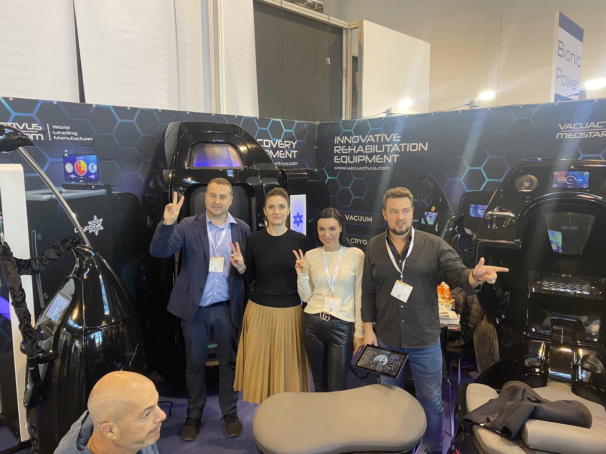 iryna_shum's tweet photo. #UkraineResilient #Medica2022
Trotz des Krieges machen die ukrainischen Unternehmen weiter und zeigen damit ein Beispiel der Resilienz. In diesem Jahr waren 6 Aussteller aus der Ukraine auf der MEDICA2022 in Düsseldorf vertreten. https://t.co/5uTS1zVXOS