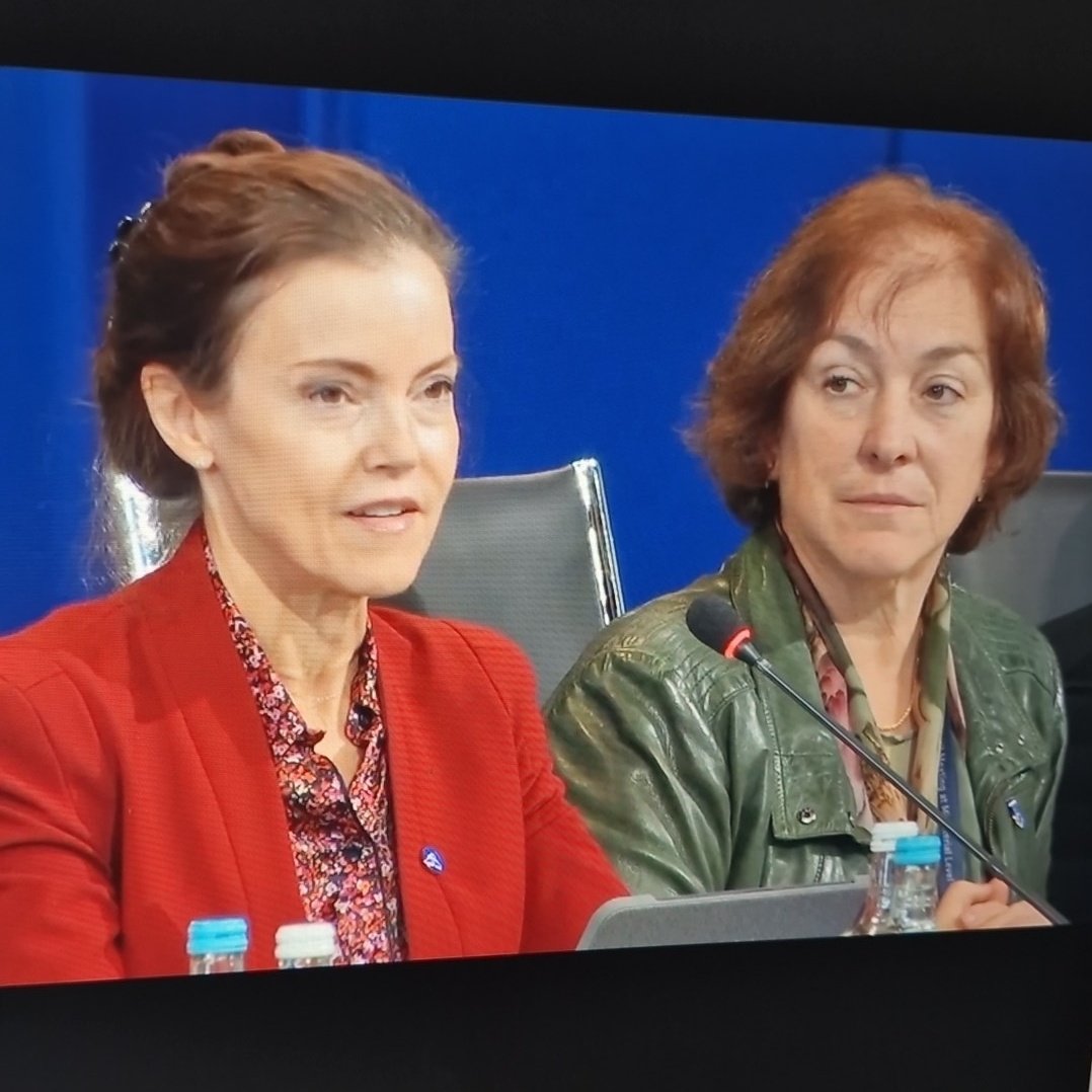 SpaceHuss's tweet photo. It's awesome to see @lisacampbellasc and Mary Preville representing @csa_asc and #Canada at #CMM22 and great to see the addition of the contribution to Space Safety portfolio! https://t.co/wWEv0iqO2e