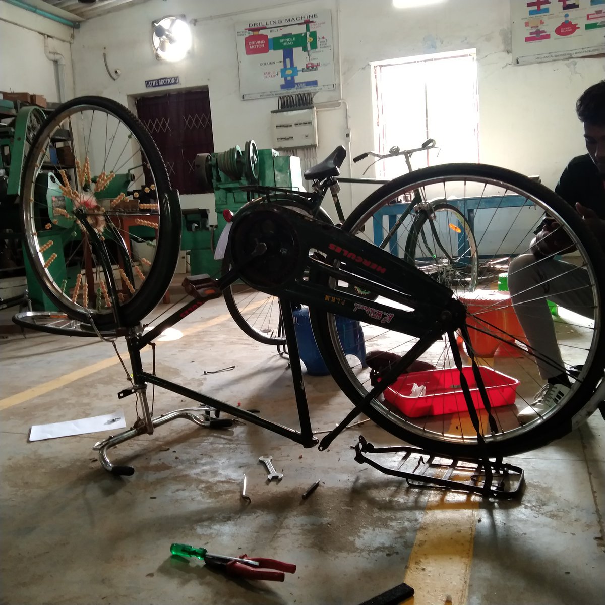 bamon_13_'s tweet image. #day08 #FXEC ❤️ 
#Skilldevelopmentcourse #OutBus🚌
#DismantellingAndAssembilingofBicycle 👨🏻‍🔧