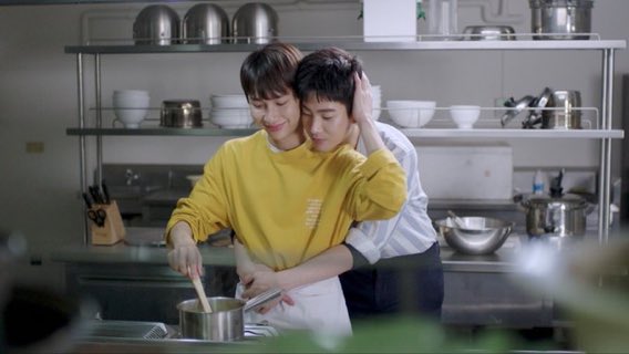 La couple más vigente y estable de la industria tiene nueva serie!!

 OFFGUN TENDRÁ UNA NUEVA SERIE CON TEMÁTICA DE CHEFS. 

Se nota quien son los reyes de la gmmtv