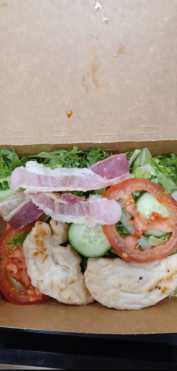 What you expect to what you actually get vile and disgusting <a href="/McDonaldsUK/">McDonald's UK</a> <a href="/McDonalds/">McDonald's</a>