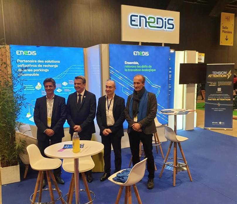 olhuet's tweet image. ⚡️Retour sur les #24HduBatiment avec la team @enedis pour présenter la #NouvelleFranceElectrique aux entreprises du bâtiment ! 

👏Merci à la @FFBatiment et à toutes les équipes mobilisées