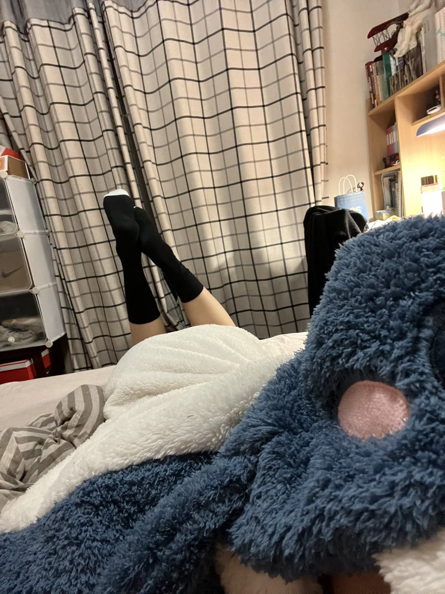 juskeyyyy's tweet photo. 嘟嘟嘟鲨鱼来喽！#mtf #女装の男 https://t.co/9tlonYfRpA
