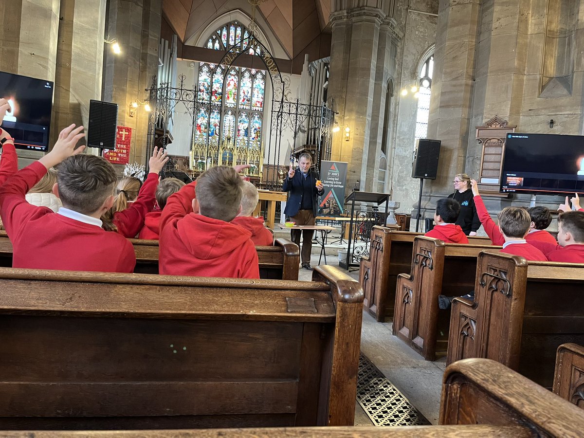 Miss Gowthorpe (@bps_gowthorpe) on Twitter photo A brilliant morning at St John’s Church this morning for a christingle service <a href="/BoothferryPS/">Boothferry Primary #weareBoothferry</a> <a href="/MissPulleyn/">Miss Pulleyn</a> A brilliant morning at St John’s Church this morning for a christingle service <a href="/BoothferryPS/">Boothferry Primary #weareBoothferry</a> <a href="/MissPulleyn/">Miss Pulleyn</a>