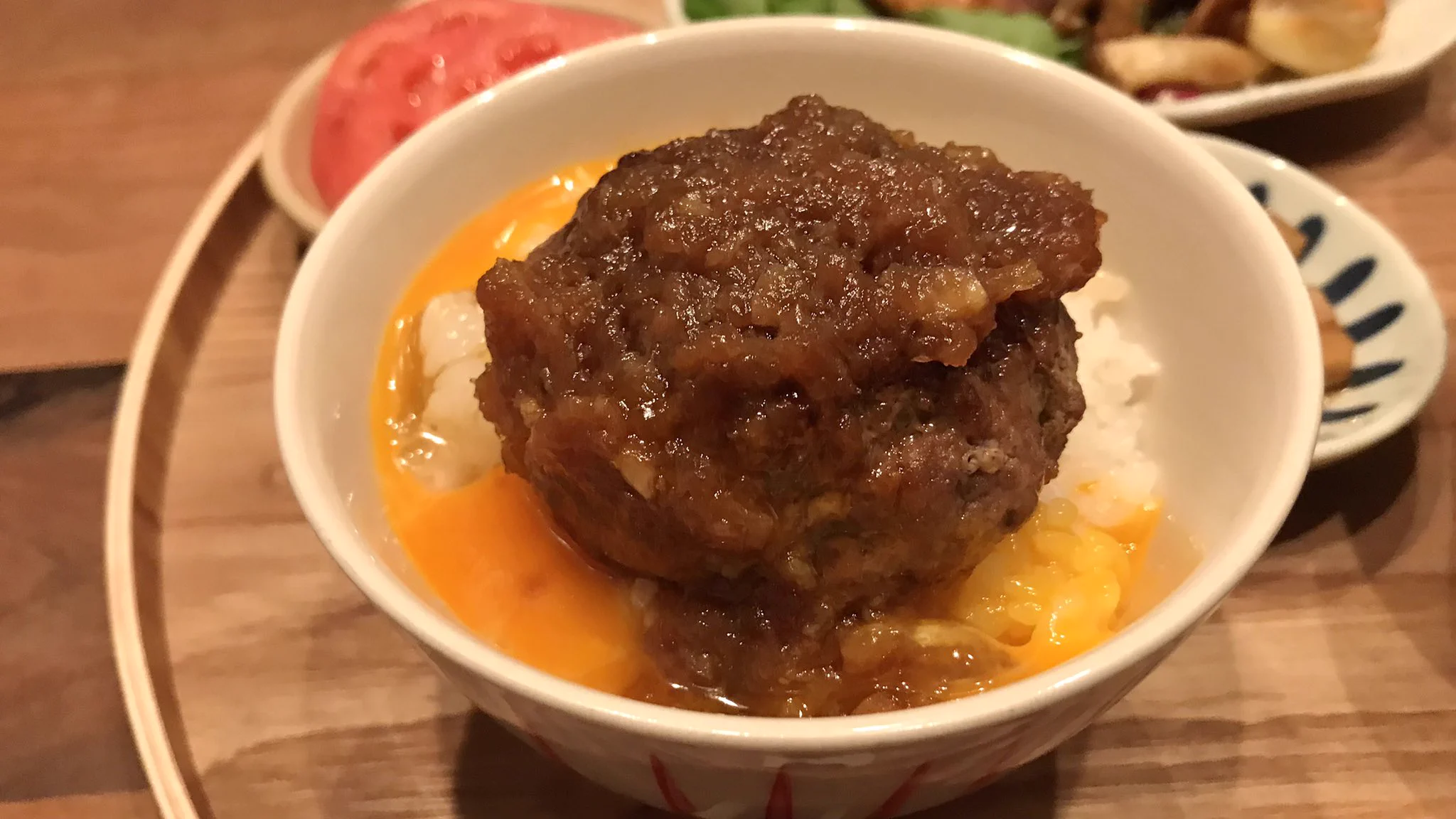 これはステーキ？ハンバーグ？♪美味しくないわけがない『ステーグ丼』レシピ！