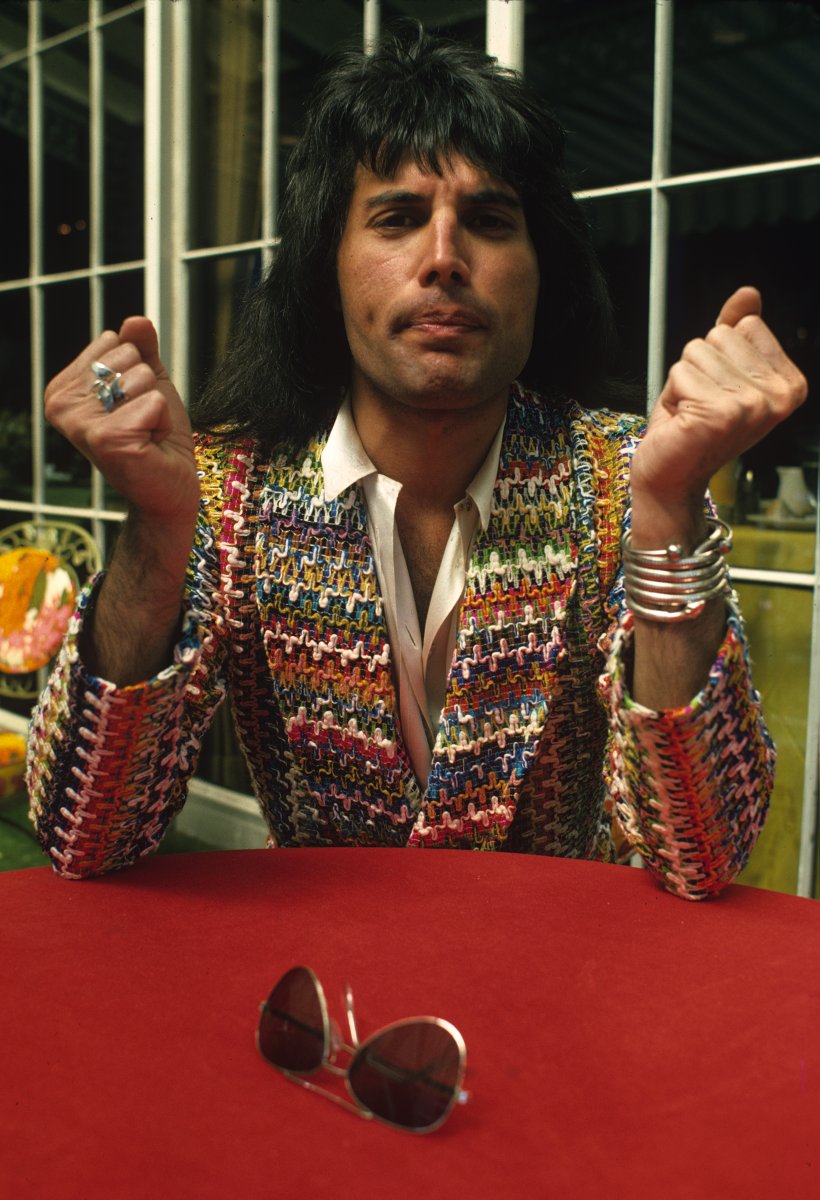 QueenWillRock's tweet image. Freddie Mercury 🖤
5th September 1946 - 24th November 1991

Photograph by Neal Preston © Queen Productions Ltd