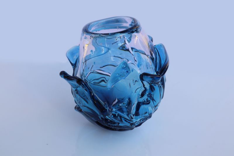 CupolaGallery's tweet photo. Cupola's Christmas show opens Fri 25th November,7:30-9:30pm. All welcome. Then runs until Jan 7, 2023.  Over 85 artists showing a diverse selection of work across all media plus hand made baubles, cards and gifts. Open Mon- Sat 10-6pm &amp; Sundays 12-4pm. - https://t.co/N68LPrEDQR https://t.co/D05MM27nVE