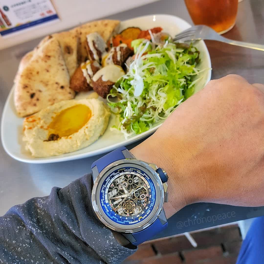chronopeace's tweet photo. もう新しいモデルは作らないそうですけれど、ラウンド型のリシャールミルも好きなんです。 Round shaped Richard Mille ain't the bad.
#richardmille #rm6302 #リシャールミル https://t.co/4mmgeMNXDy