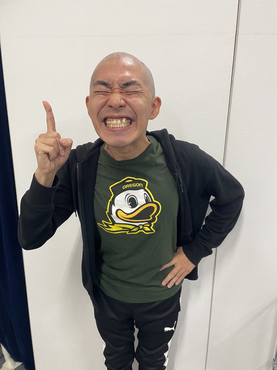 全員で 馬鹿 に挑戦 メトロンズ第4回公演開幕 Kaƶmaは役のためにスキンヘッド 舞台写真あり お笑いナタリー
