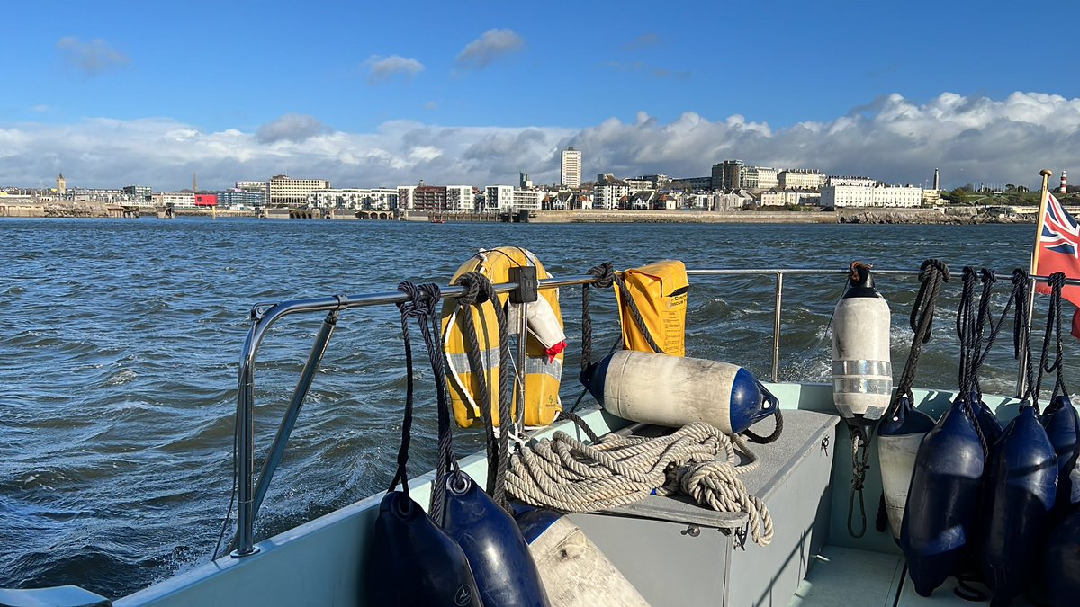 leeshaw95120693's tweet photo. Another training day #plymouth #dayskipper #rya https://t.co/oSo2I0DXz2