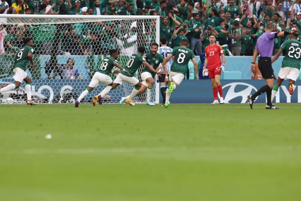 SakerSport's tweet photo. شكرا لمنتخب الجزائر على ملحمة2014

لكن المنتخب السعودي هو مشرف العرب الاعظم في تاريخ البطولة 🇸🇦❤️ https://t.co/x8fIArVE0L