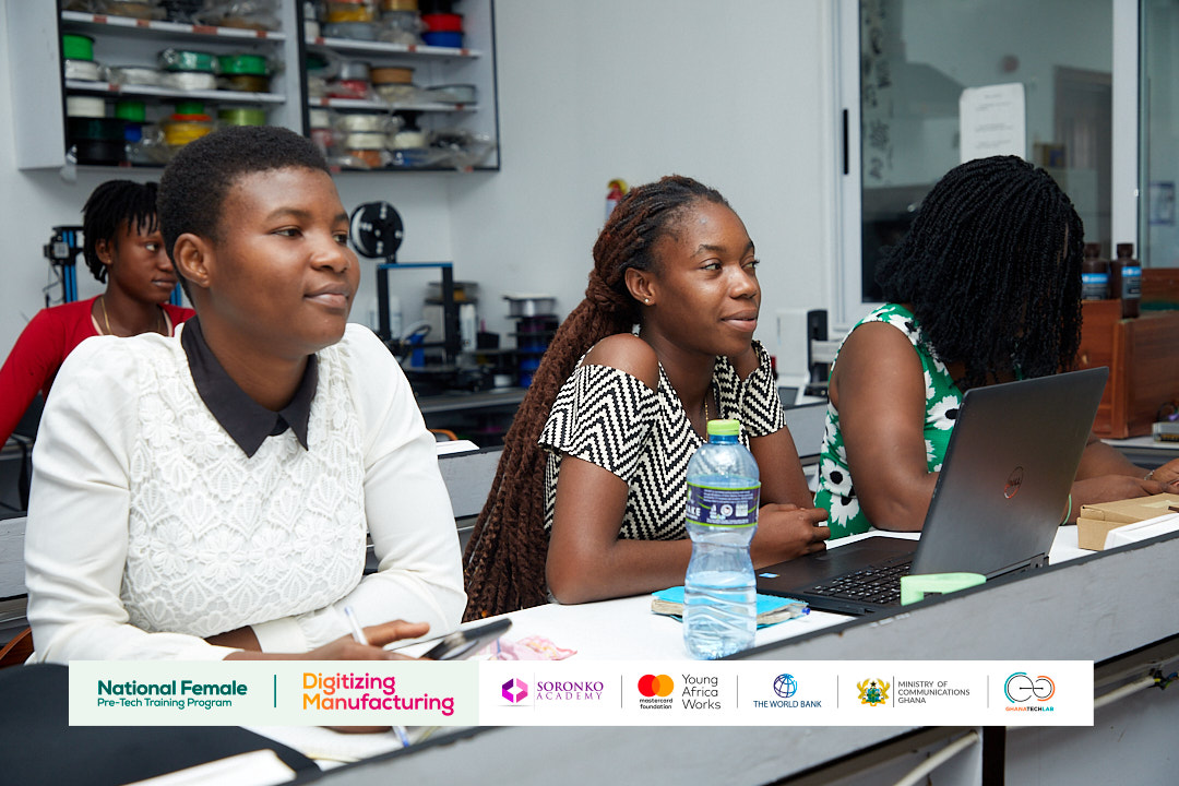GhanaTechLab's tweet image. National Female Pre-tech - Digitizing Manufacturing

Today the Digitising Manufacturing class had lessons on introduction to Laser cutting to help the ladies understand its operation and use for manufacturing and prototyping their artwork.

#pretechtraining