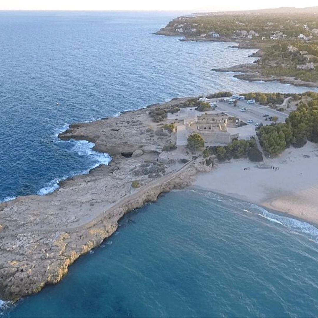 CampingNautic's tweet photo. 🎣L'Ametlla de Mar és un poble pescador, vine a visitar-lo i gaudeix dels seus magnífics indret.
#ametllademar #indrets #poblepescador #turisme #costadaurada https://t.co/mn2tcAFfAE
