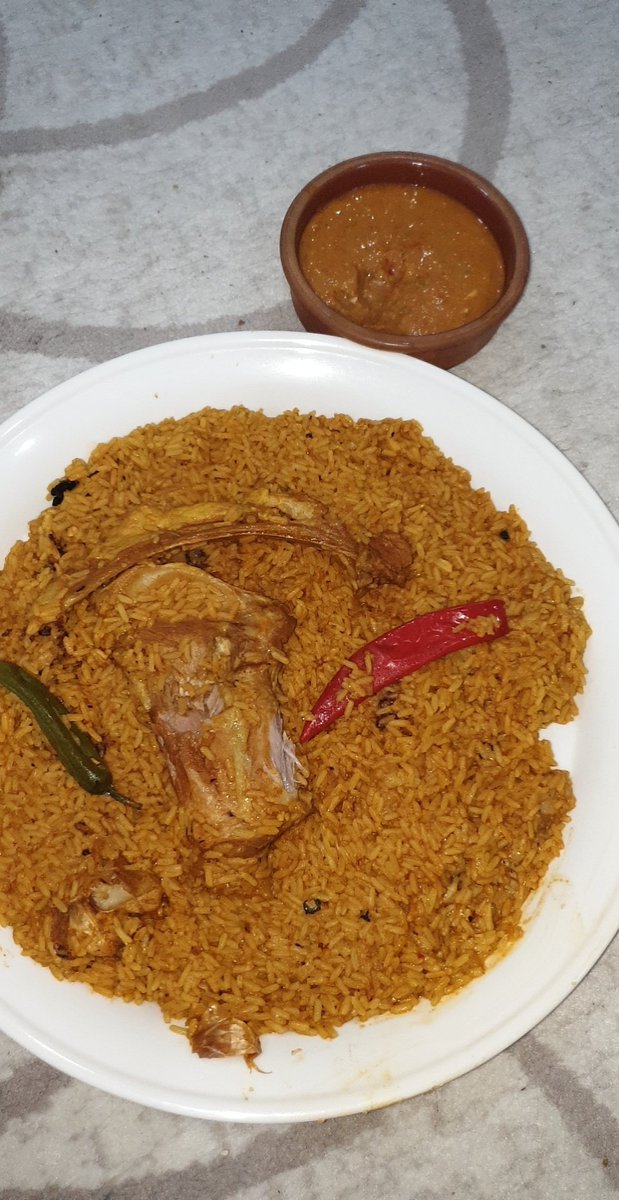 weww009's tweet photo. اليوم المود طالب مضغوط لحم رز امريكي 🤤
طبعاً طبخي 😅#رابطة_المتكممين https://t.co/LNfYY3rk2U