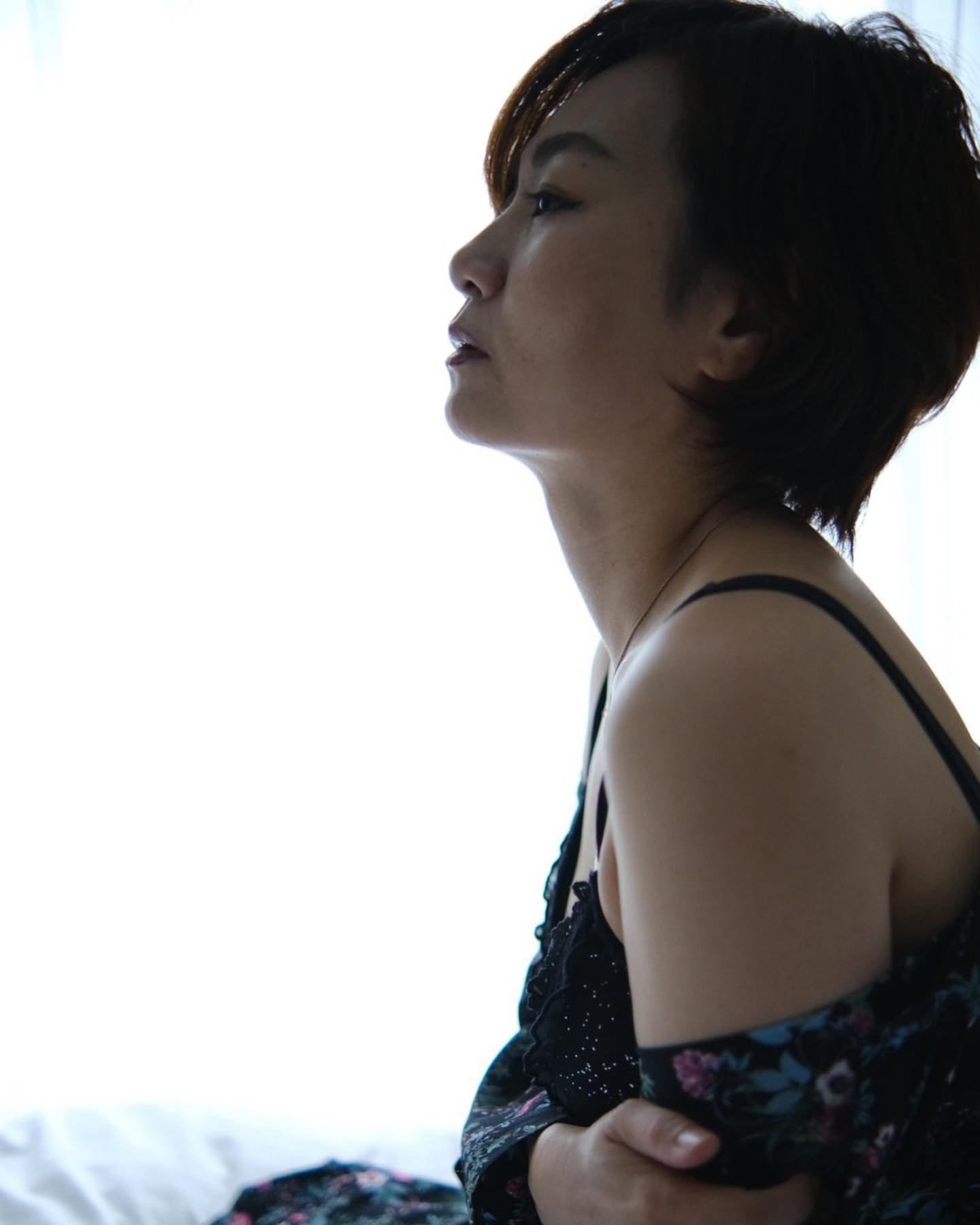 美魔女 セクシー  / X