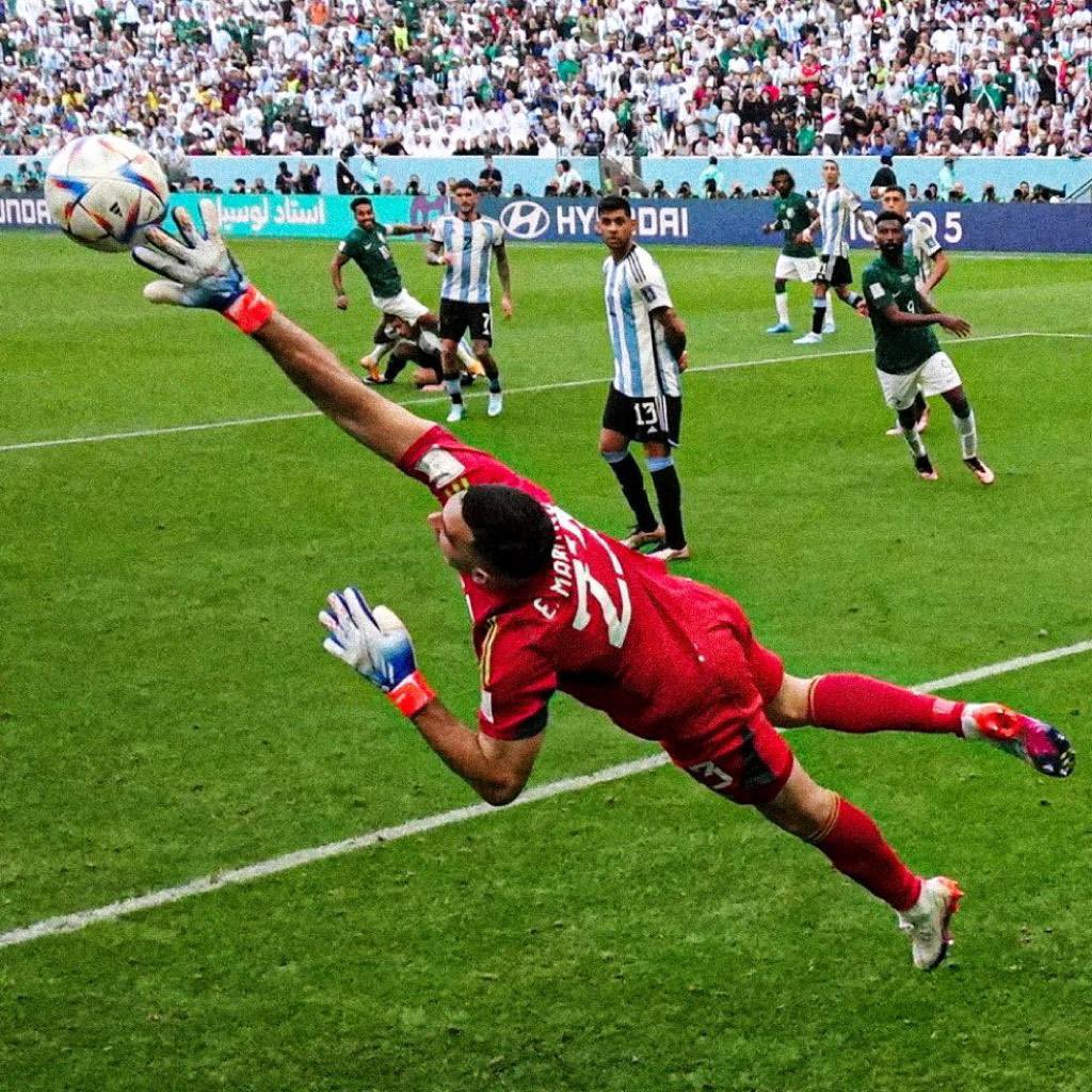 أخبار الرياضة من فيفا (@fifaar) on Twitter photo السعودي يبهر العالم والمتشائمين في مباراة #السعوديه_الارجنتين السعودي يبهر العالم والمتشائمين في مباراة #السعوديه_الارجنتين