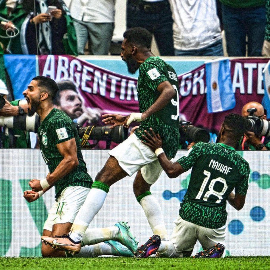 froszii's tweet photo. مبروووووووك للاخضر مبروووووووك مستوى مشرررف ورجااال بالملعب 💚💚💚💚💚💚💚💚💚💚💚#السعوديه_الارجنتين #أخضرنا_قبل_الكل #كأس_العالم_قطر_2022 https://t.co/7t68Fck37s