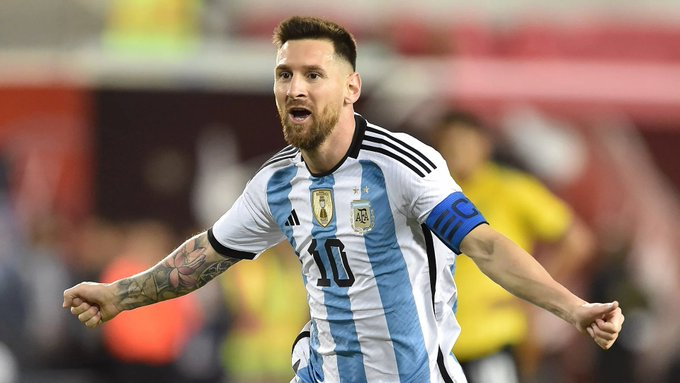 Encuestando's tweet photo. 📊 ¿Robo a Argentina?

🔃 SÍ
♥️ NO https://t.co/taOVtprKTx