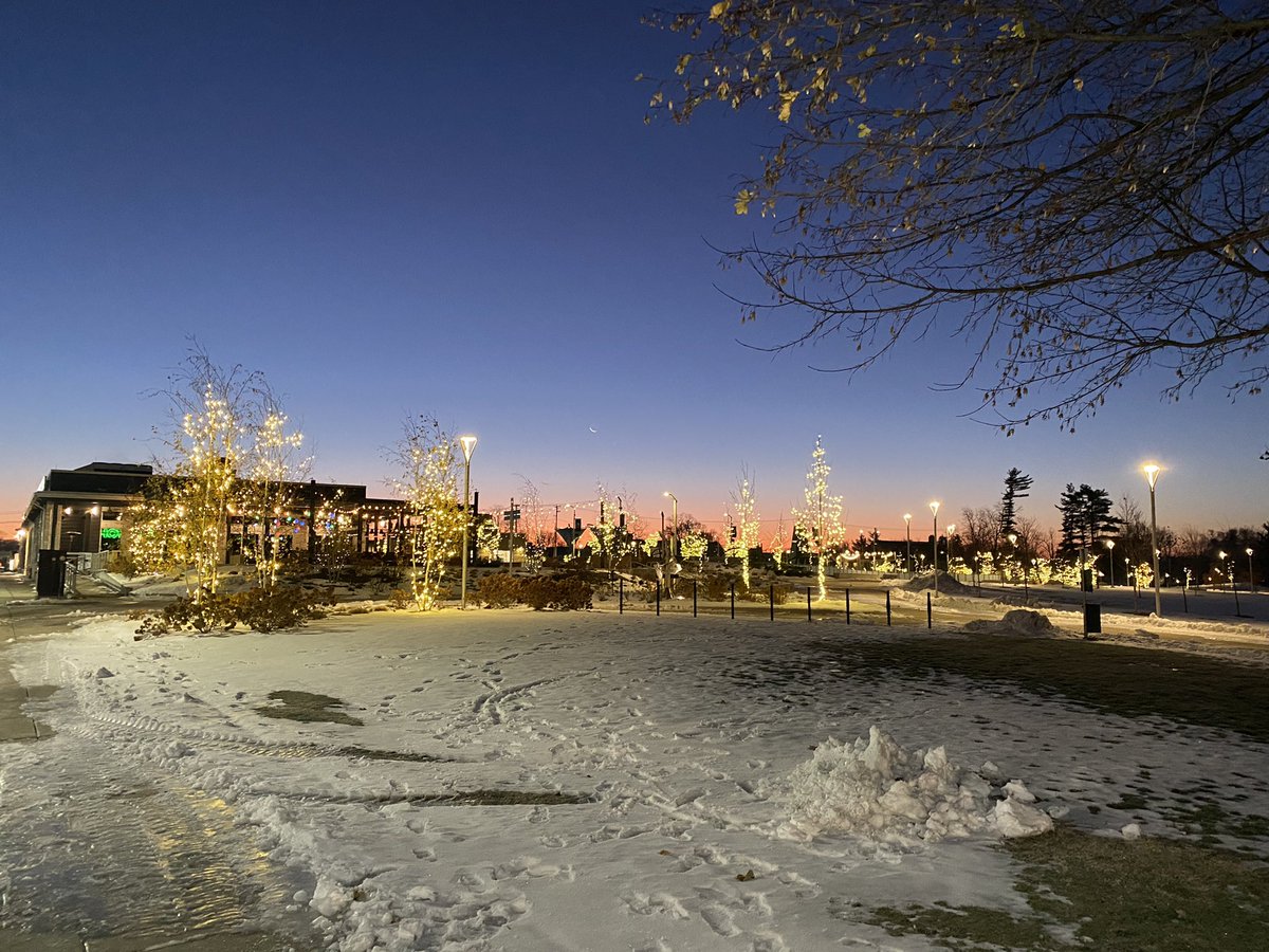 Emily Arnold (@emilyarnoldtv) on Twitter photo The lights are back at Howard Park - and ice skating returns this Friday! I’ll tell you what other free activities you and the family can enjoy at the South Bend VPA Winter Open this weekend on <a href="/ABC57News/">ABC57 News</a> on the CW25 at 7:30, 8 and 8:30 this morning! The lights are back at Howard Park - and ice skating returns this Friday! I’ll tell you what other free activities you and the family can enjoy at the South Bend VPA Winter Open this weekend on <a href="/ABC57News/">ABC57 News</a> on the CW25 at 7:30, 8 and 8:30 this morning!