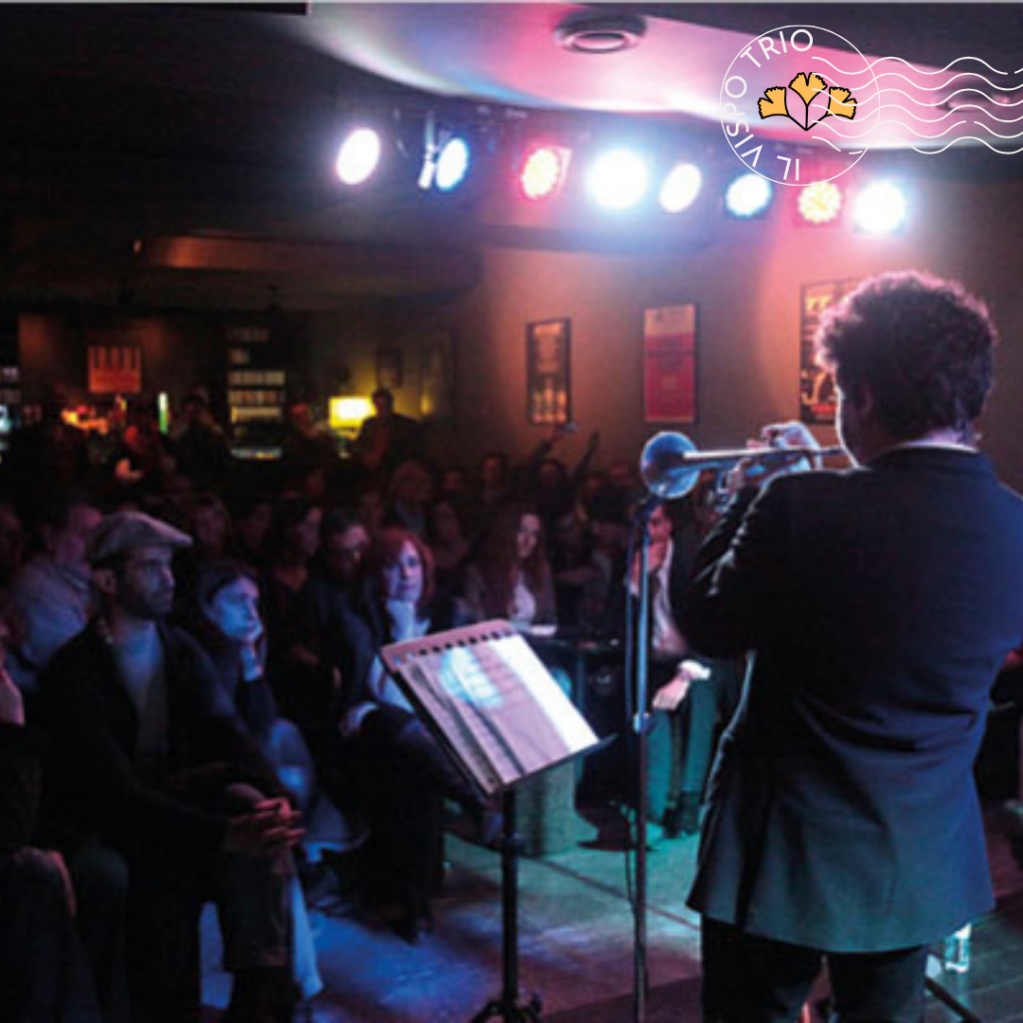 ILVISPOTRIO's tweet photo. 🇮🇹 Parliamo di viaggi e mete insolite! Musica non è solo suono. 🇬🇧 Let’s talk about travels and unusual destinations! Music is more than just sound.

Hot Clube de Portugal, Lisbona Portogallo.
L'unico locale dedicato al jazz della città.
Uno dei club più… https://t.co/rYqfkrJsiF