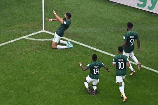 friscoco_otp's tweet photo. اول هزيمة لمنتخب الارجنتين (بطل كوبا) منذ عام 2019 على ايدي الصقووور💚💚

 #السعوديه_الارجنتين https://t.co/brboo62CKa