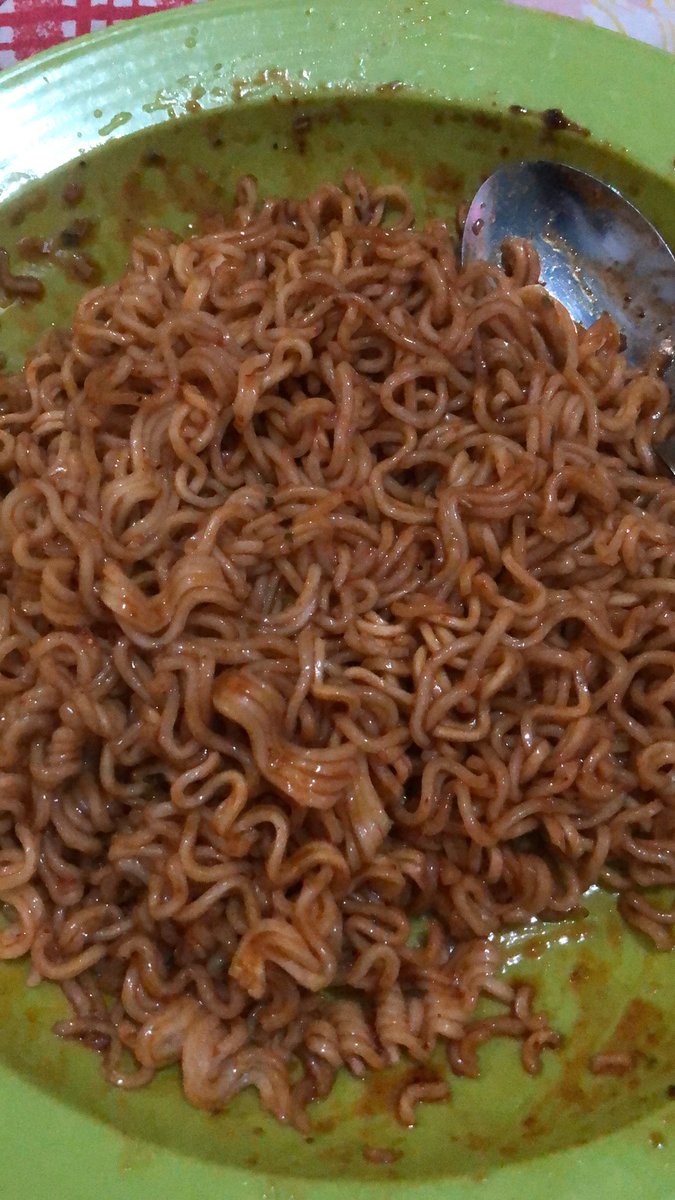 Tetap mi goreng aceh + mi sedap sambal goreng sih msh terbaik