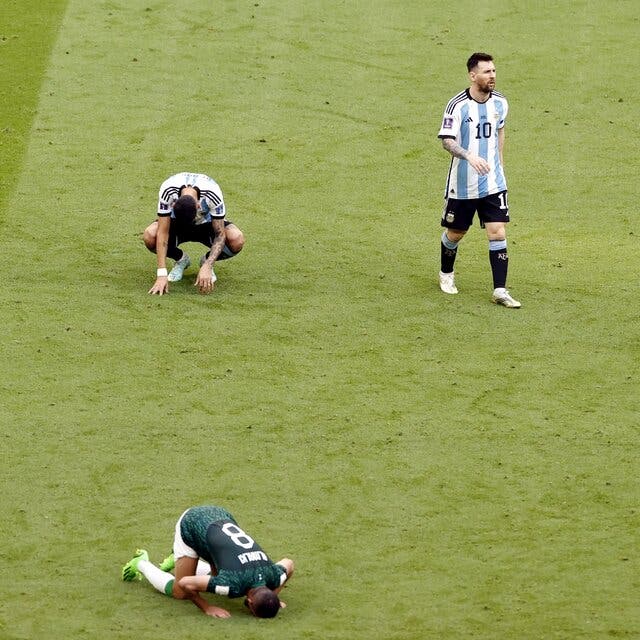 ThabisoSithole's tweet photo. JUST IN: Hervé Renard, who won #AFCON2012 & #AFCON2015 with #Zambia & #IvoryCoast, respectively, has guided #SaudiArabia to a shock win over #Argentina & #Messi @FIFAWorldCup #Qatar2022 #FIFAWorldCup
#ARG 1 - 2 #KSA
#SABCNews https://t.co/A2HC1cWc2S