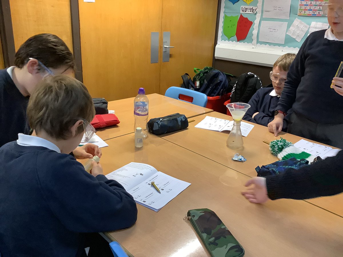 misschristycps's tweet photo. P7 really enjoyed experimenting with filtration and meeting our science visitors from the High School today. @carmondean_ps @DeansScience https://t.co/5J25ZYuCnx
